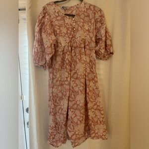 Lightweight floral midi dress